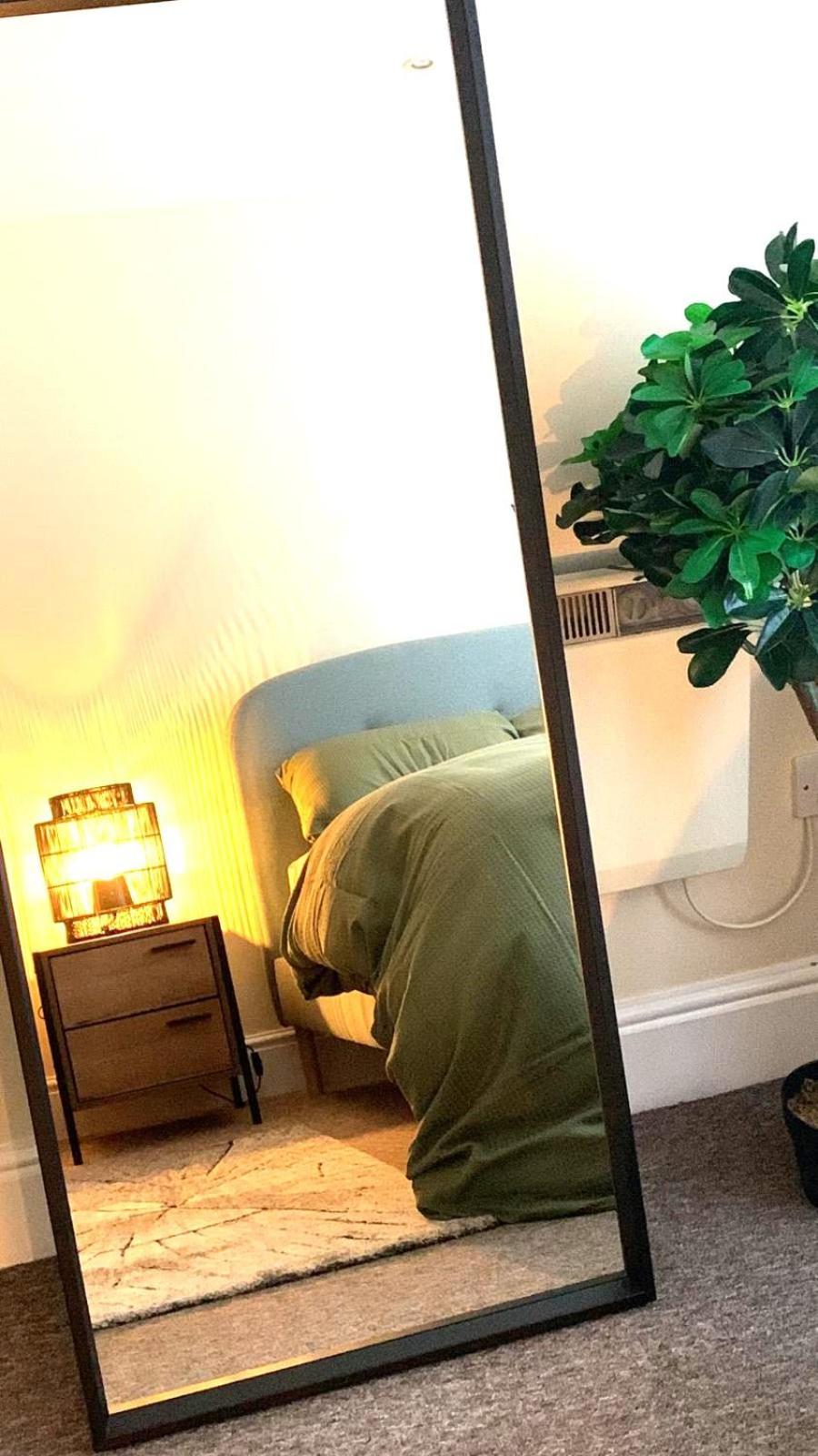 Entire Apartment Tonbridge Centre Bagian luar foto