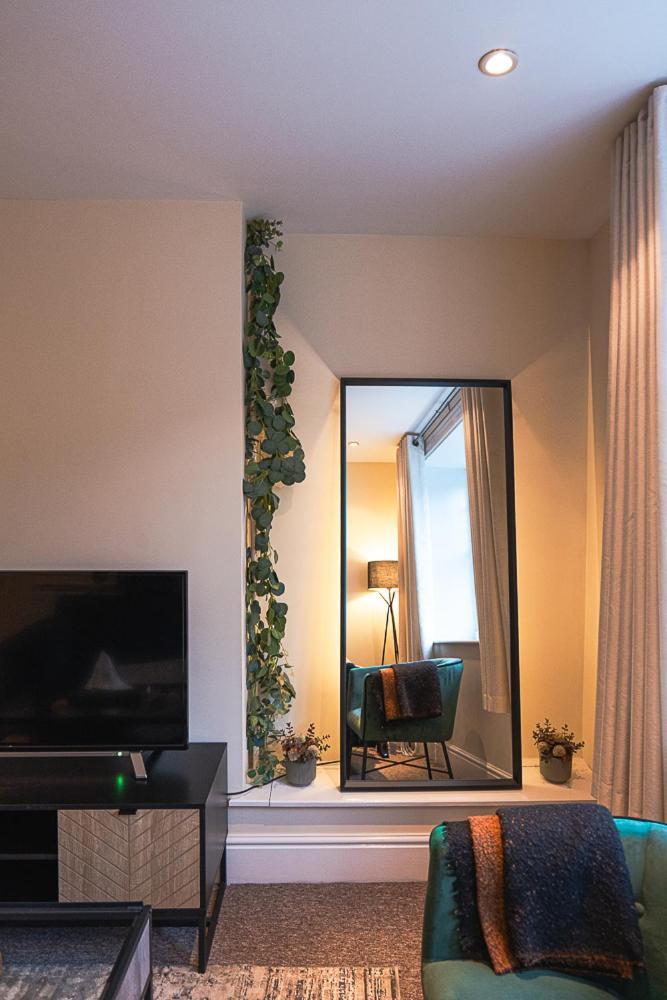 Entire Apartment Tonbridge Centre Bagian luar foto